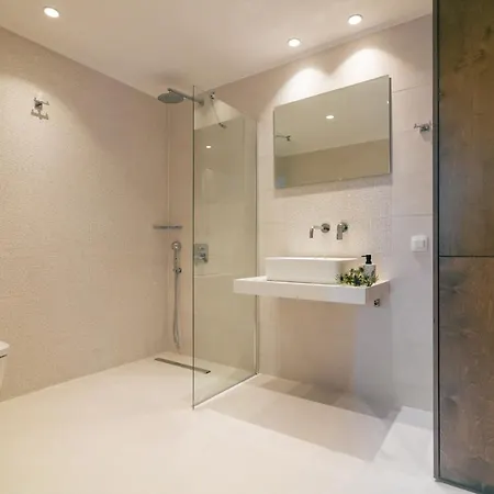 Chrysothemis * Pigadhákia